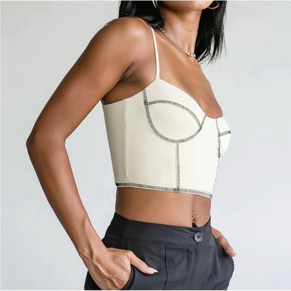 Princess Polly Leilani Top Contrast Stitching Open Back Crop Bustier Sizeā 0